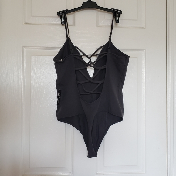 Express Bodysuit - Picture 2 of 8